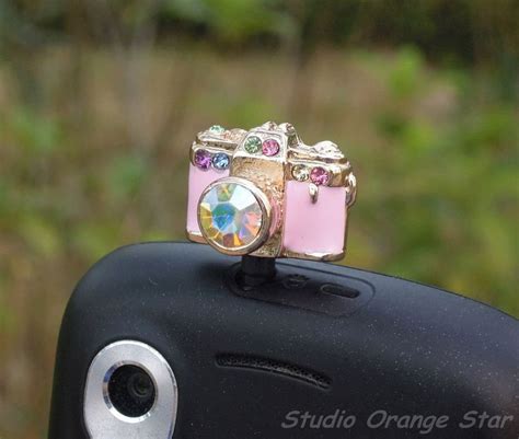 Bling Rhinestone Plug Earphone iPhone Samsung Kindle Editon