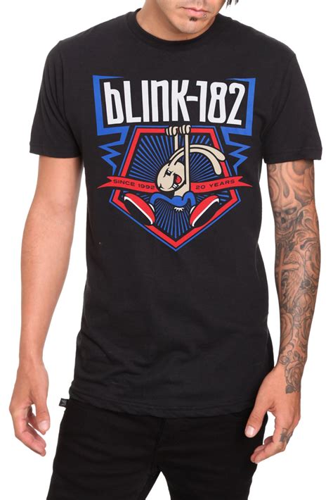 Blink-182 Band T-Shirts: A Timeless Fashion Statement for Music Lovers