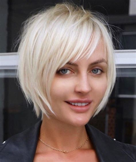 Blonde Bang Bob: The Ultimate Guide to 30+ Styles for 2023