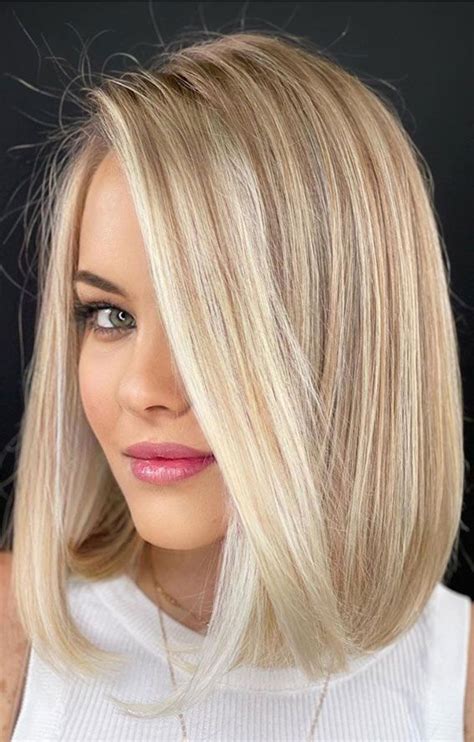 Blonde Bobs: A Timeless Trend