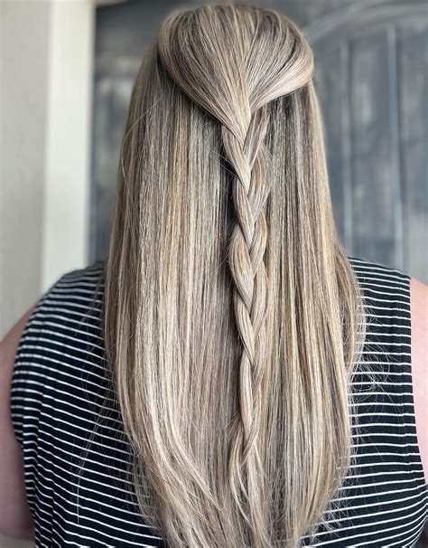 Blonde Braiding Hair: A Timeless Allure