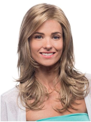 Blonde Wavy Synthetic Heat Friendly Long Wigs