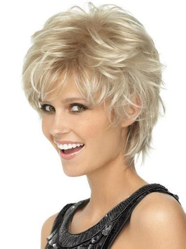 Blonde Wavy Synthetic Short Wigs: A Style Revolution in 2025