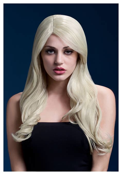 Blonde Wigs & Half Wigs: Perfect for Chin Length Waves!