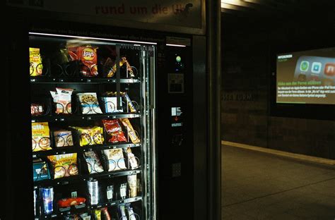 Bloobox Vending Machines: Revolutionizing Food Accessibility