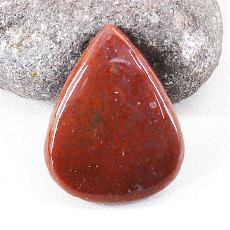 Bloodstone Gemstone: A Profound Exploration into Its Meaning and Uses