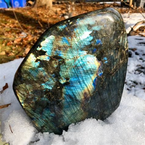 Blue Labordorite: