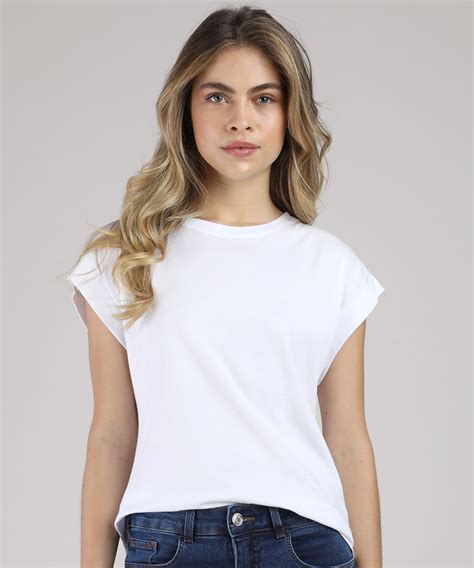 Blusa Branca: Básica, Versátil e Indispensável