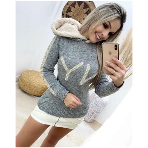 Blusas de frio femininas: encontre o modelo perfeito para seu estilo e conforto