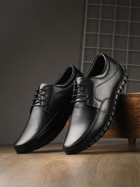 Bob Jones Shoes: The Epitome of Foot Comfort and Style