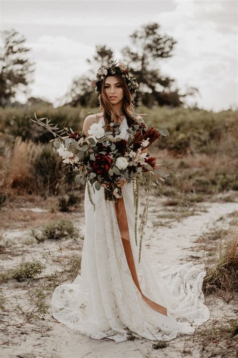 Bohemian Wedding Dress: A Guide to 11 Enchanting Styles