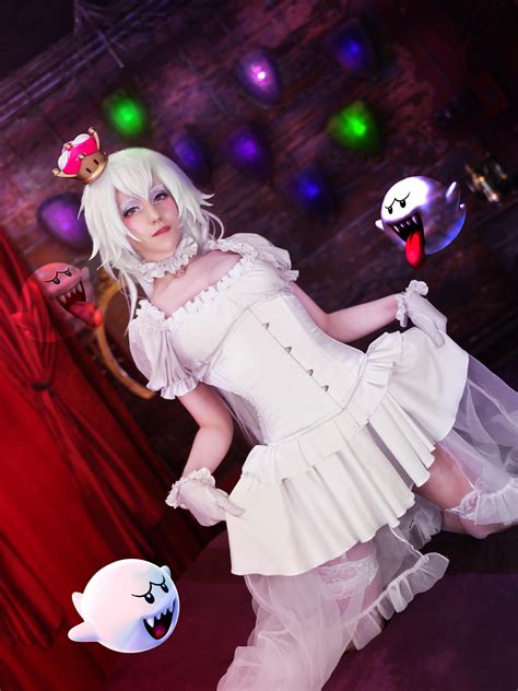 Booette Cosplay: A Hauntingly Adorable Tribute to a Fan-Favorite Character