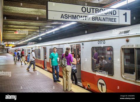 Boston: Andrew Station on the Red Line: More Than 10,000 Passengers Every Weekday