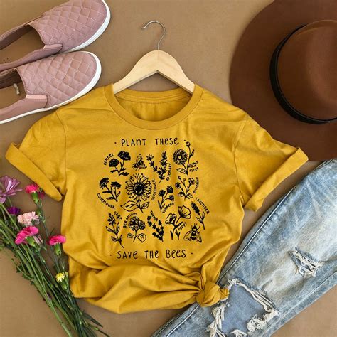 Botanical T-Shirts: A Guide to Nature-Inspired Style