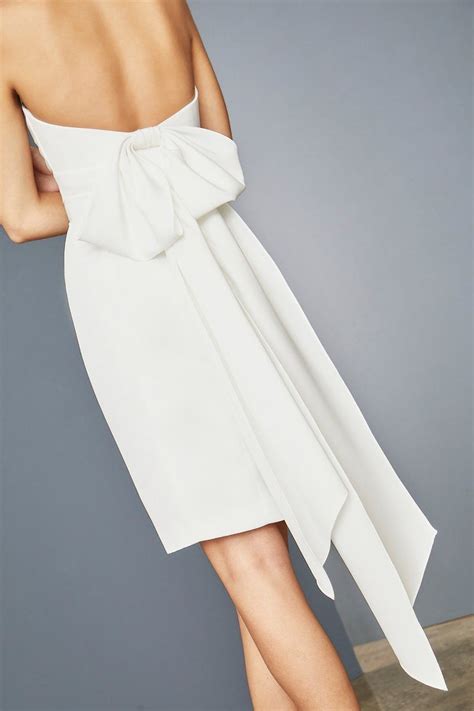 Bow Back Dress White: A Style Icon for Timeless Elegance