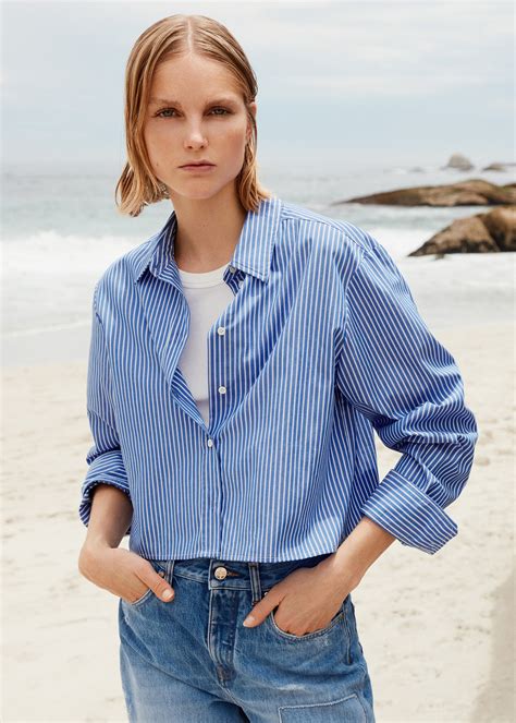 Boxy Crop Shirts: The Timeless Style Essential