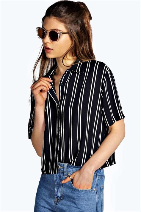 Boxy Cropped Shirts: A Style Staple for Every Wardrobe