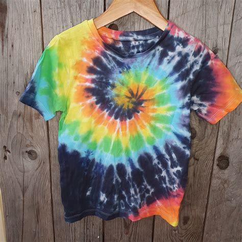 Boys' Tie-Dye Shirts: A Canvas for Creativity and Expression