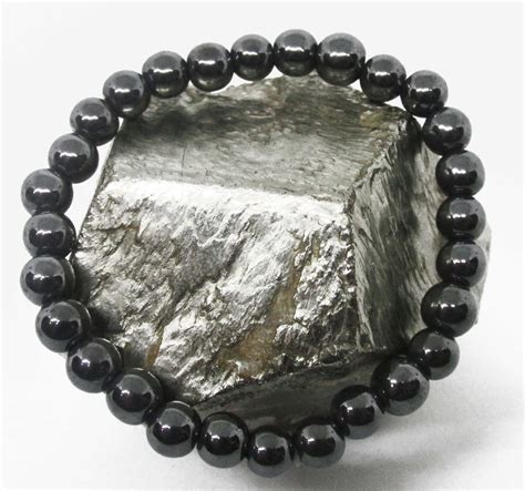 Bracelet Hematite: The Stone of Grounding and Protection