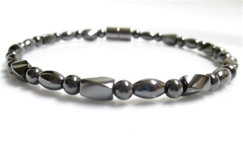 Bracelets Hematite: Discover the Magnetic Allure and Healing Powers