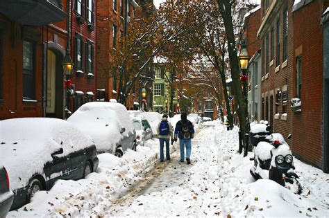 Bracing Blizzards, Refreshing Rain: A Guide to Boston's Diverse Weather