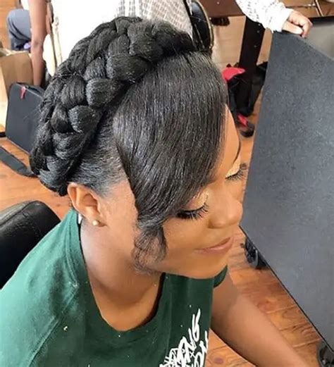 Braided Wigs: A Regal Crown for Black Women