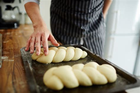 Bread Baking Techniques: