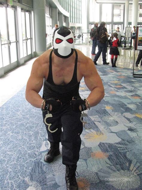 Breaking the Mold: Inspiring Cosplay of Bane