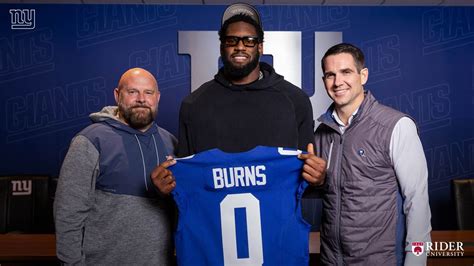 Brian Burns Giants Jersey: Own a Piece of NFL History