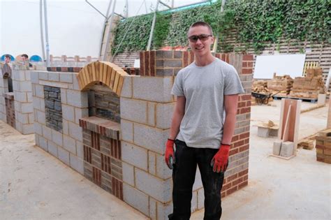 Bricklaying Level 1 Diploma Reader