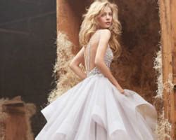 Bridal Dresses in Omaha, NE: A Shopper's Guide