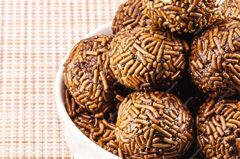 Brigadeiro Junco: O Doce Favorito do Brasil