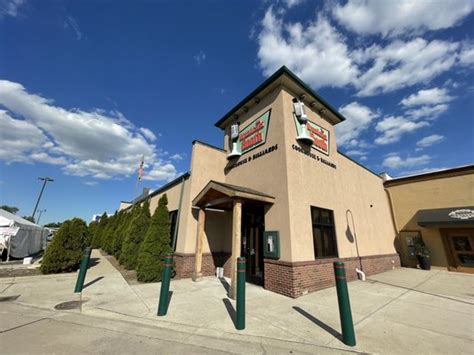Broadcast Booth Restaurant in Allen Park, MI: A Culinary Home Run