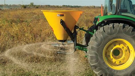 Broadcast Fertilizer Spreaders: A Guide for Optimal Crop Yield