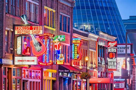 Broadway Nashville: A Shopper's Paradise