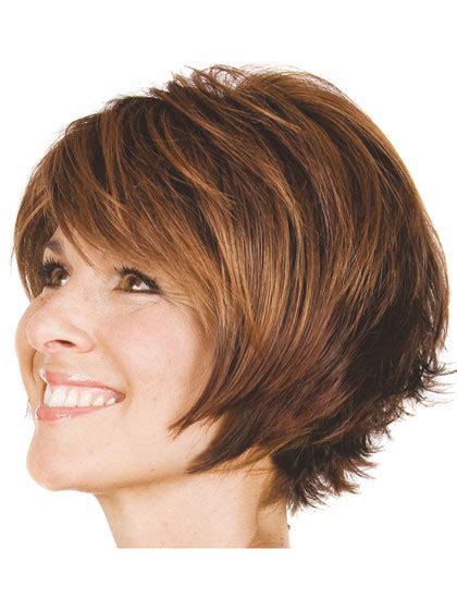 Brown Discount Bobs Wavy Short Wigs: 2025 Market Outlook