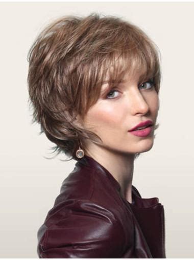 Brown Easy Layered Wavy Short Wigs