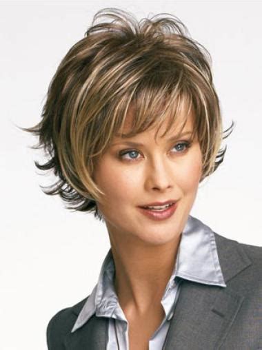 Brown High Quality Layered Wavy Short Wigs