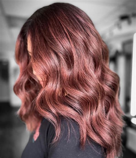 Brown Rose Gold Hair: A Perfect Fusion of Warmth and Glamour