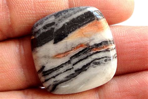 Brown Zebra Jasper: The Extraordinary Gemstone for Healing, Grounding, and Empowerment