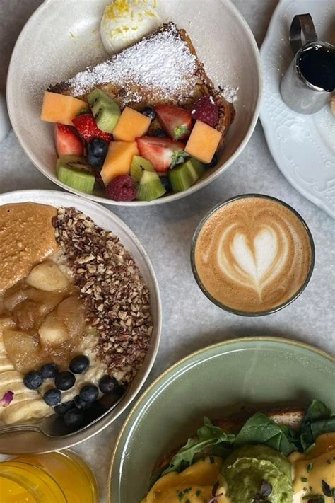 Brunch Bonanza: 10 Best Breakfast Spots Nearby