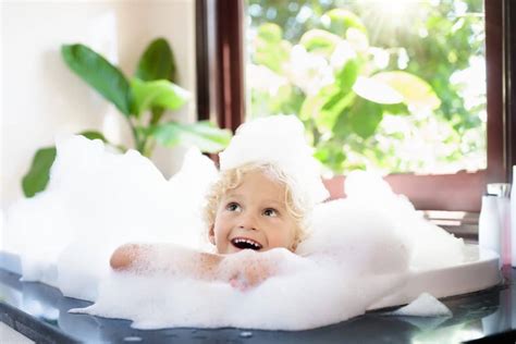 Bubble in the Bathtub Reader