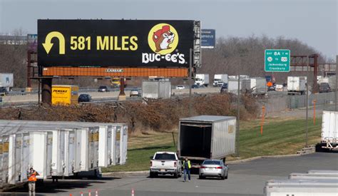 Buc-ee's, the Texas-based convenience store chain, is coming to New Jersey!