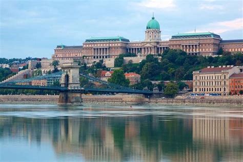 Budapest Timing: A Symphony of History and Modernity