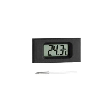 Built-in Thermometer: