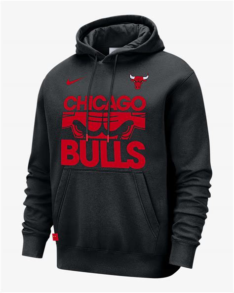 Bulls Pullover Sweatshirt: Embody the Courtside Spirit