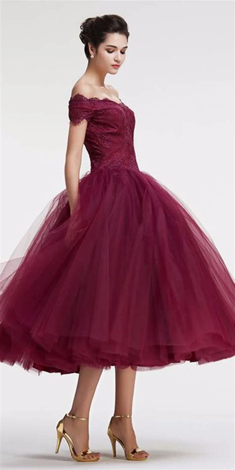 Burgundy Prom Dress: Classic and Elegant