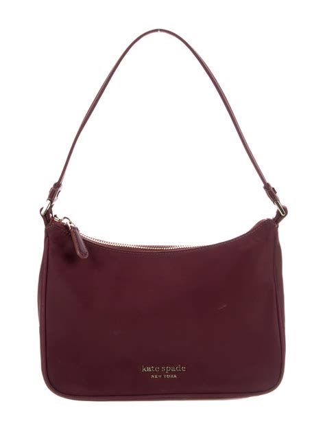 Burgundy Shoulder Bag: A Sophisticated Statement for Modern Women