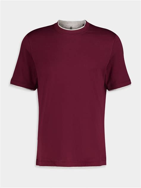 Burgundy T-Shirt: A Timeless Classic in Style and Comfort