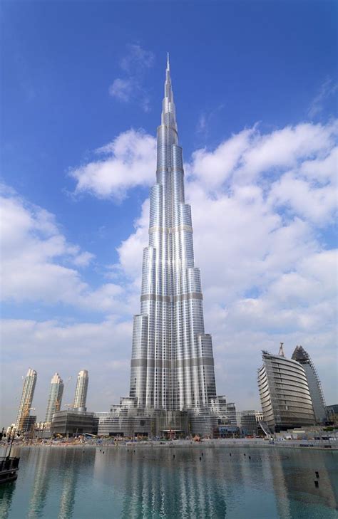 Burj Khalifa, Dubai (2010):